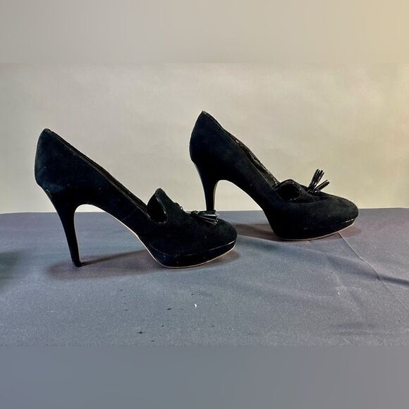 Vince Camuto Black Suede Heels - Picture 4 of 7